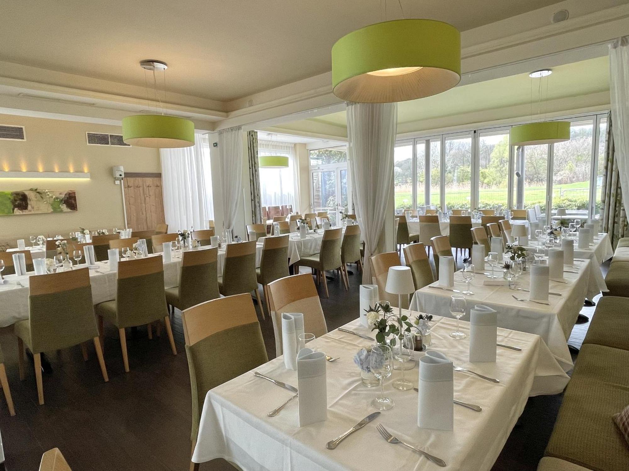 Hotel Restaurant Fidi Wolfsthal  Esterno foto